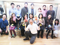 スーパーホワイトニング＝プロのセミナーに参加